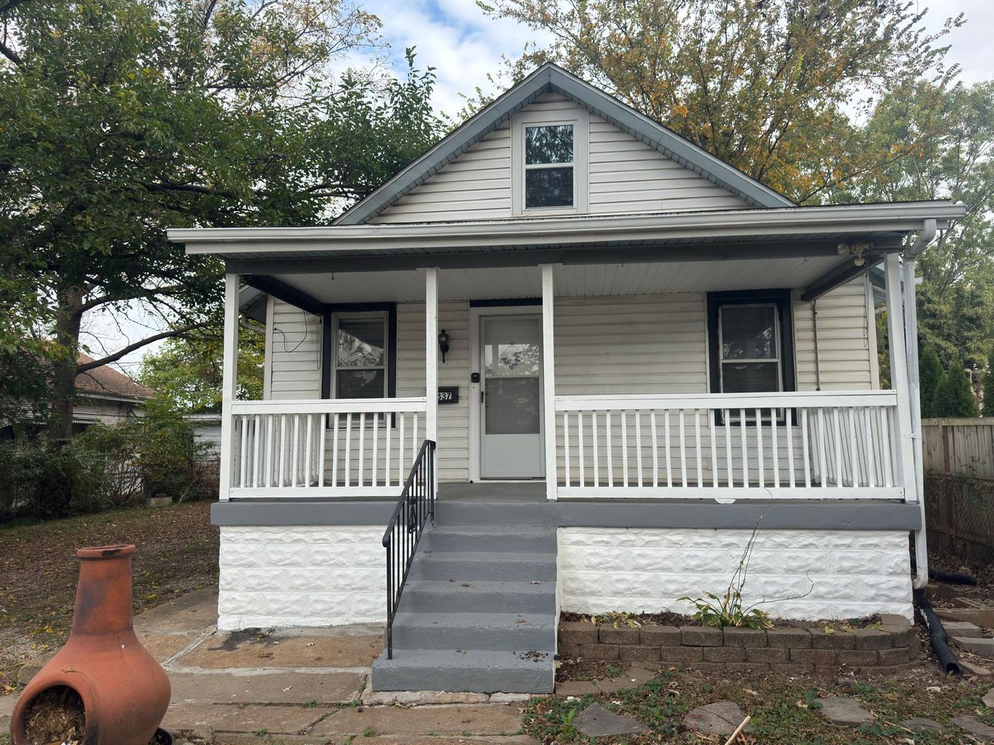 St. Louis House: 6837 Bradley Ave.