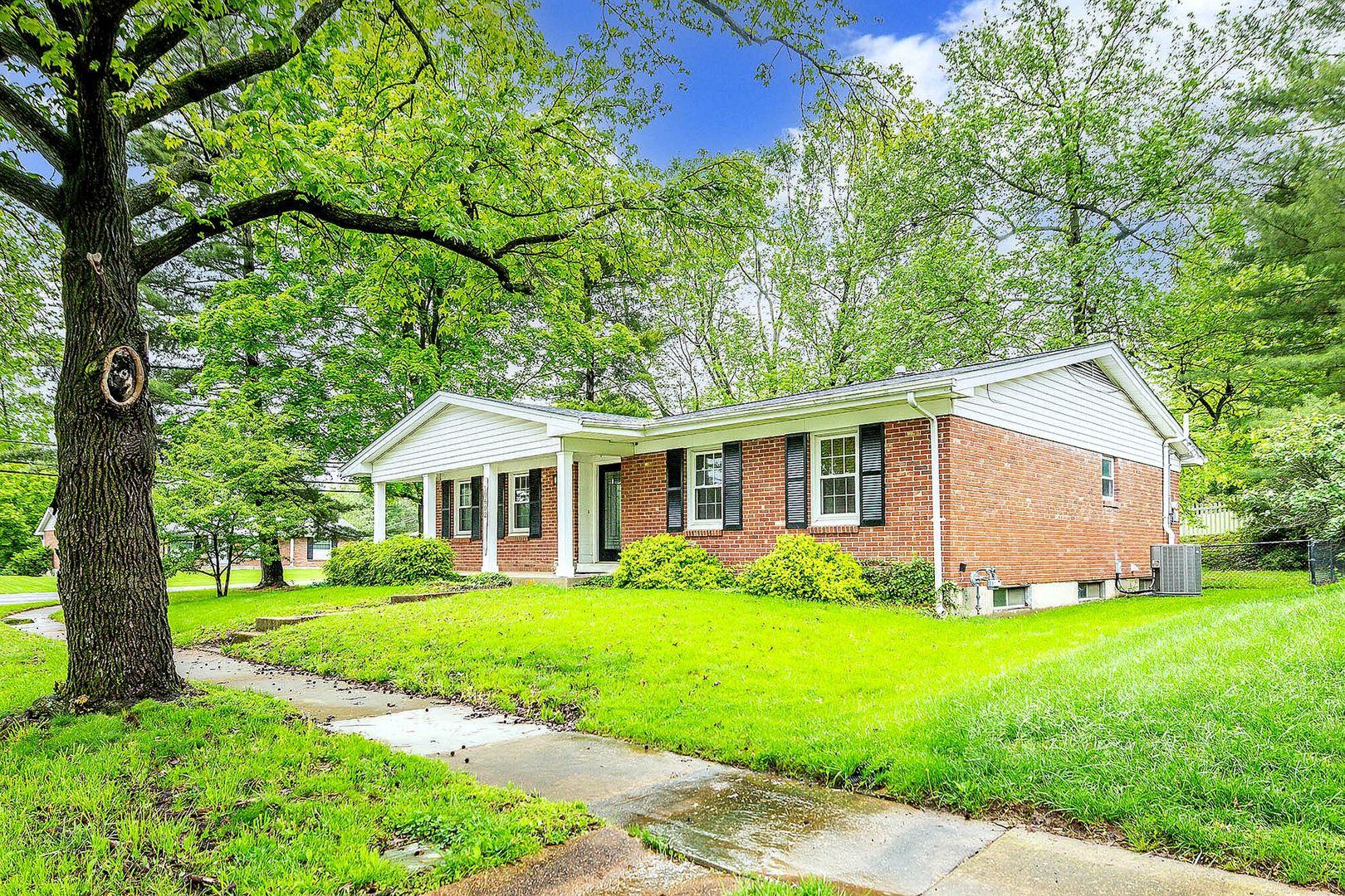 10602 Tioga Ct. 3 of 12