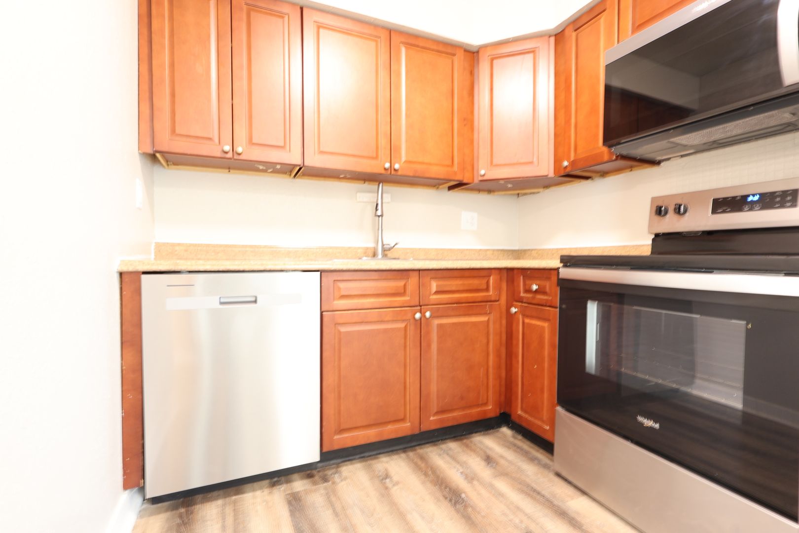 St. Louis Apartment: 3021 PESTALOZZI - 104