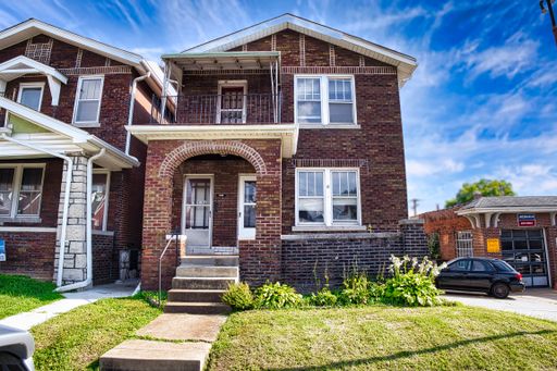 Spacious 2-Bedroom First-Floor Apartment with Central A/C – photo 1