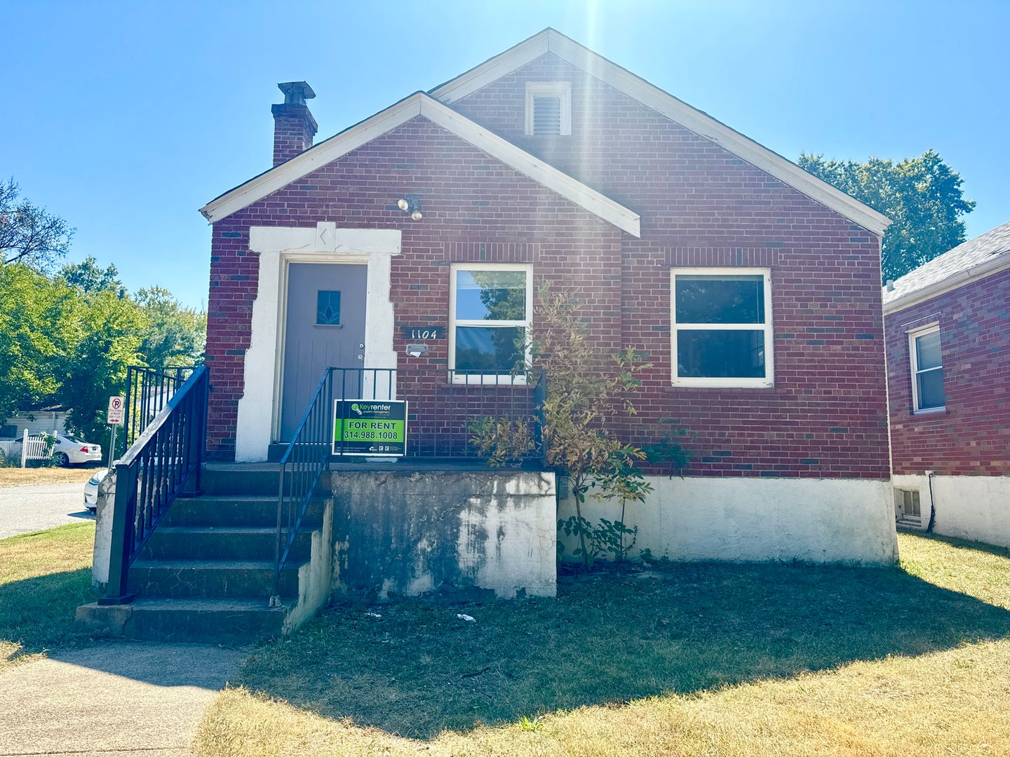 St. Louis House: 1104 Riverview Blvd.