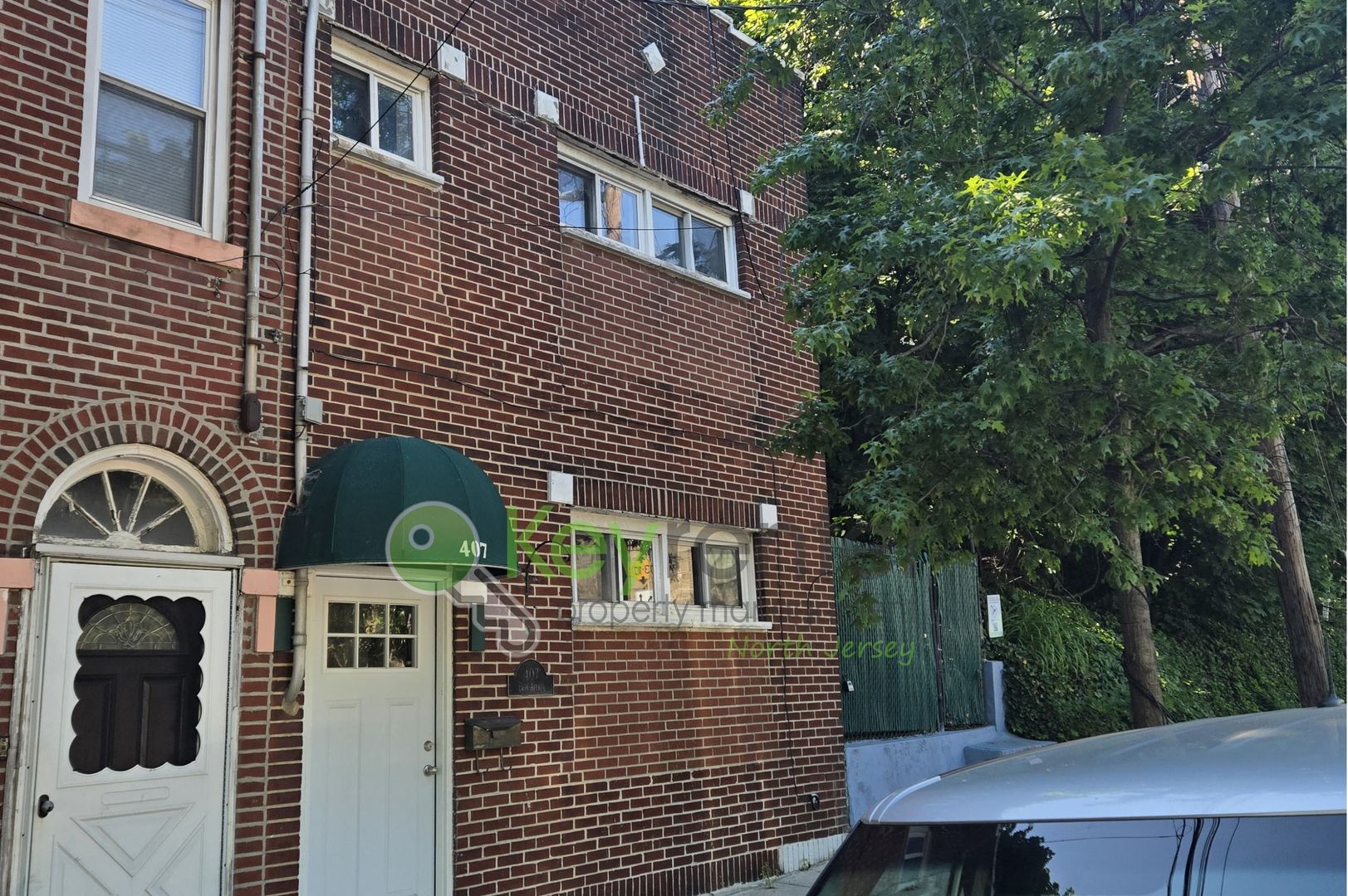 Weehawken Townhome: 407 Park Ave