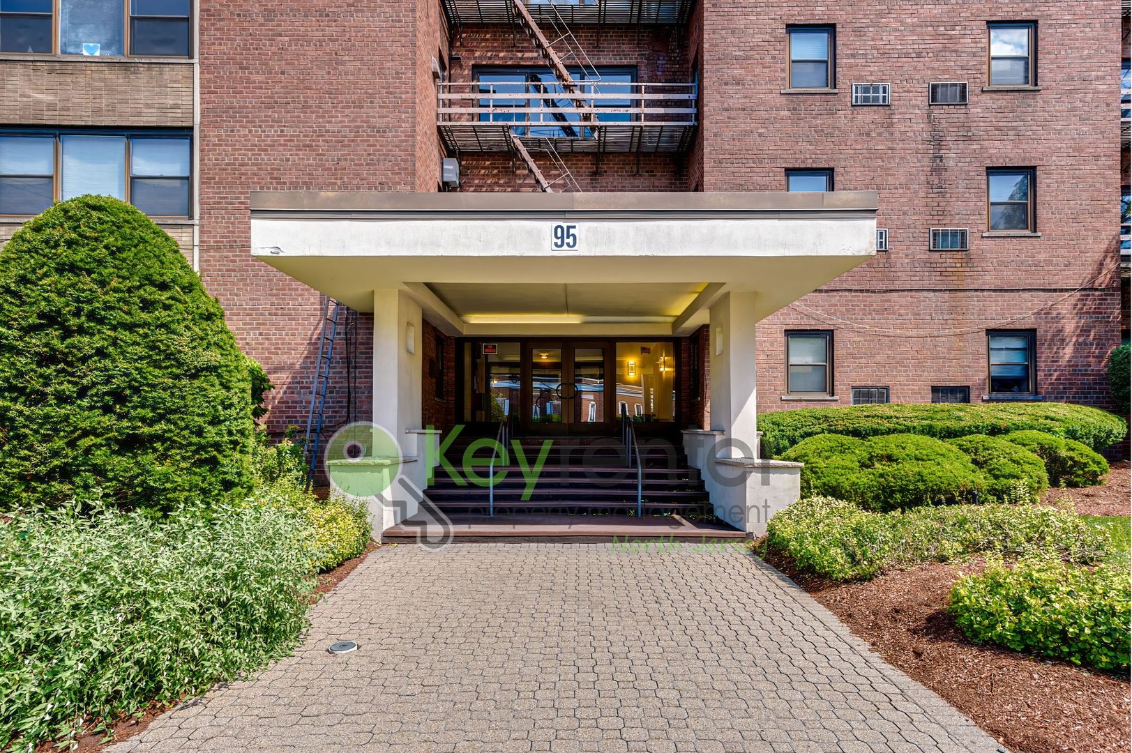 Rutherford Condo: 95 Orient Way