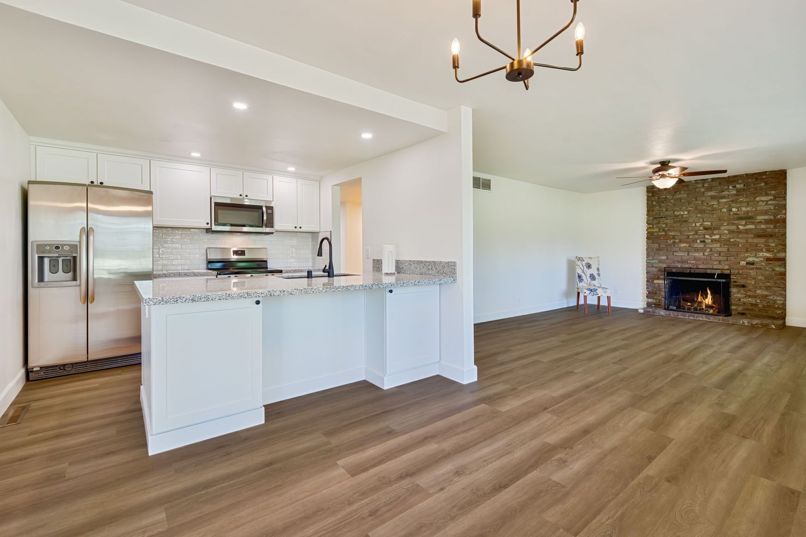 Fair Oaks Condo: 7435 Fairway Two Ave