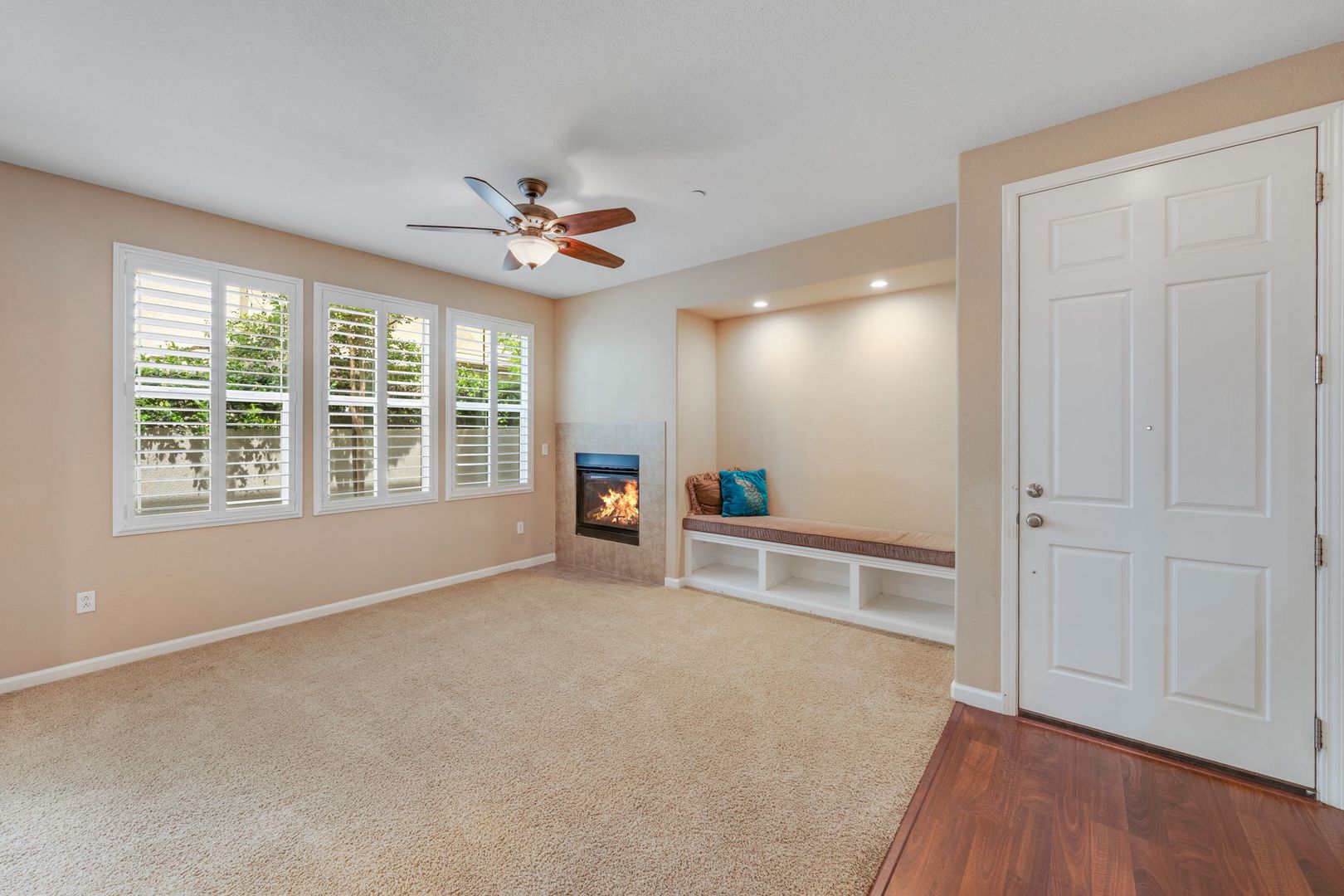 Folsom House: 205 Monet Lane