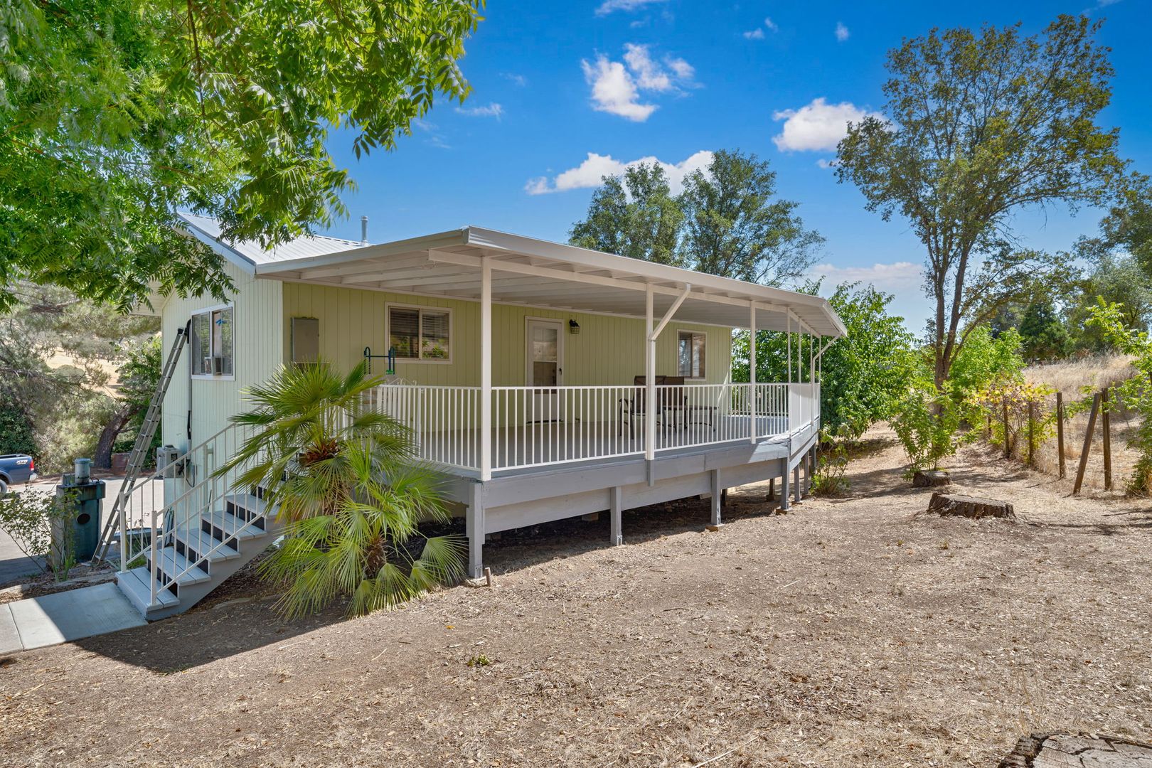 Shingle Springs House: 8471 Latrobe Road