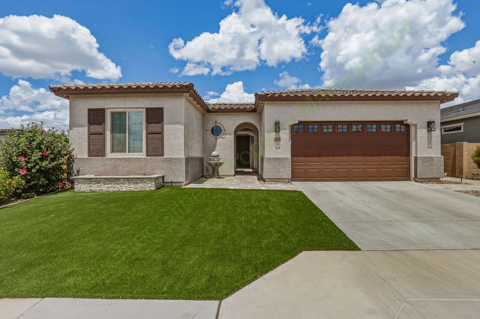 Gilbert House: 2298 E Isaiah Ave