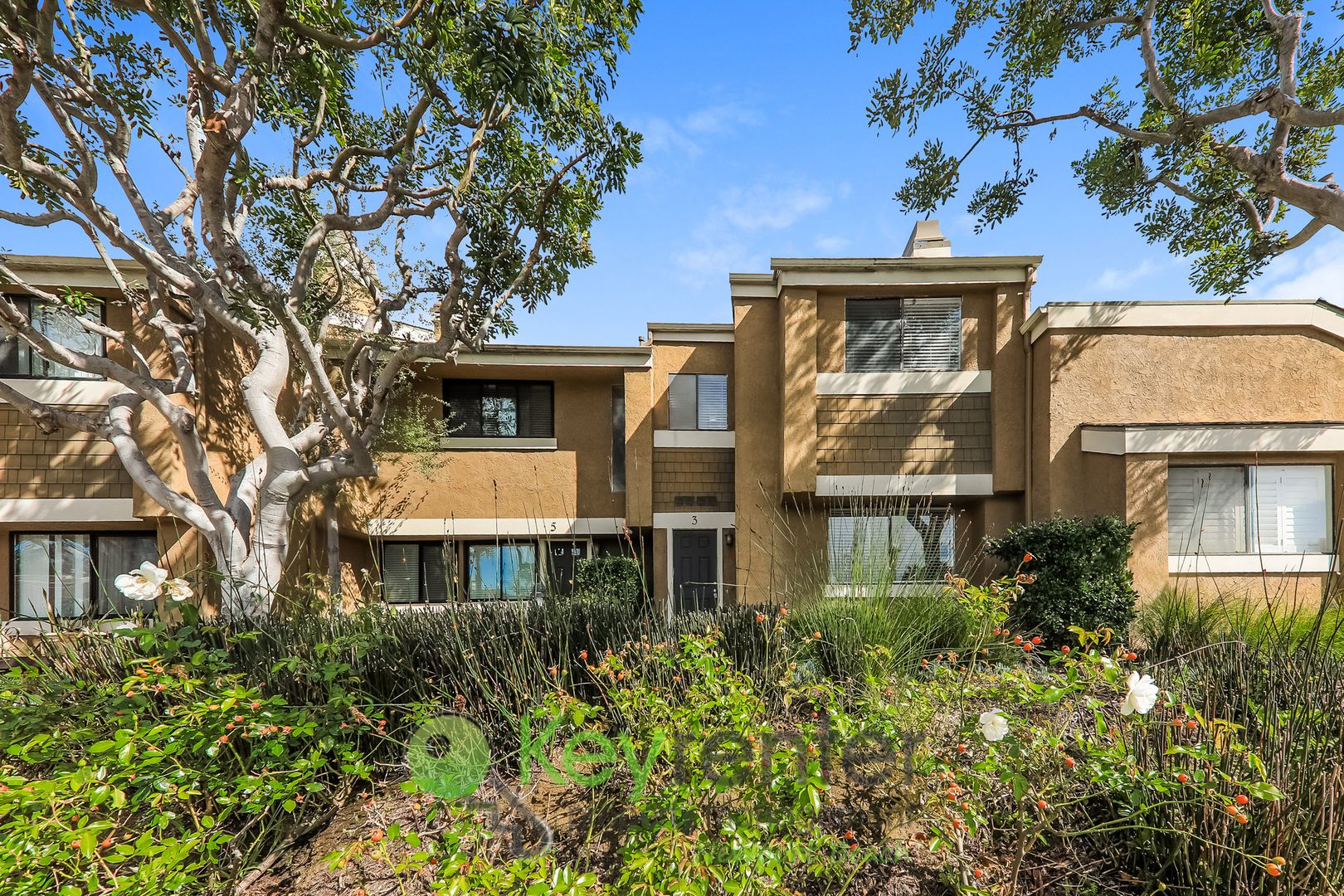 Newport Beach Townhome: 3 Summerwalk Ct