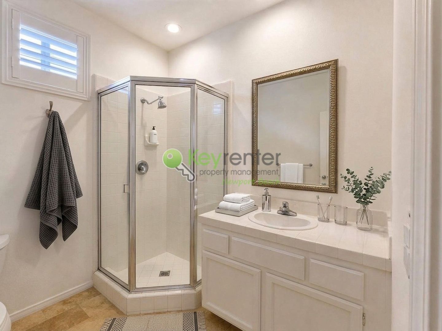 302 E 16th Street 8 of 12