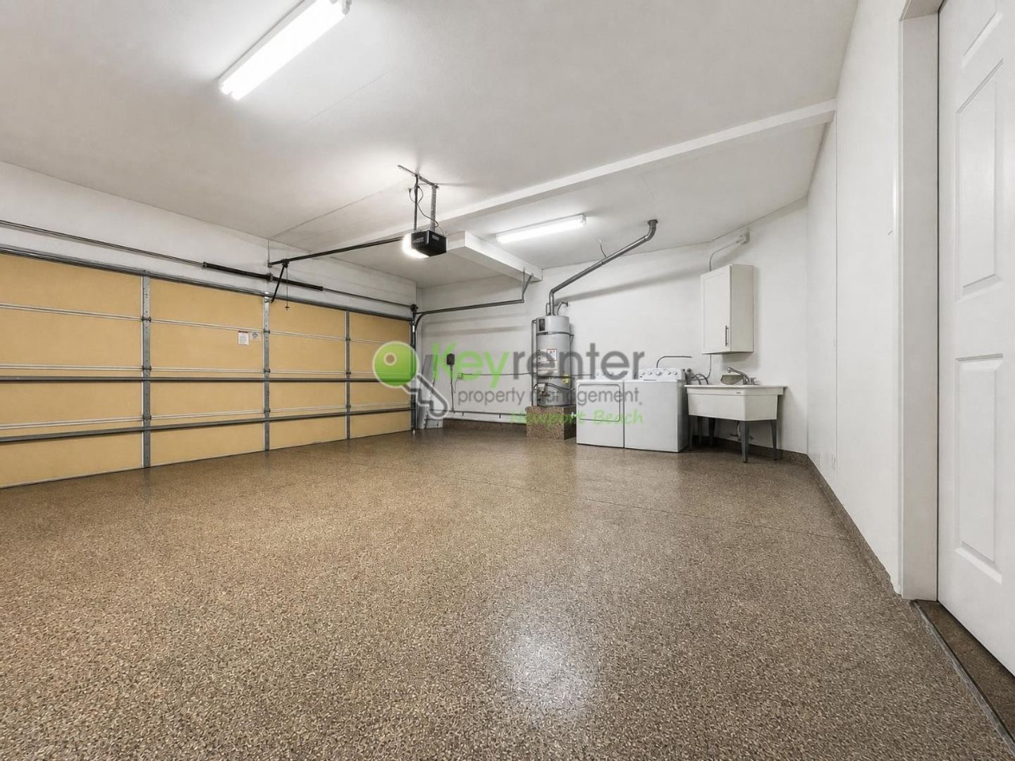 302 E 16th Street 6 of 12