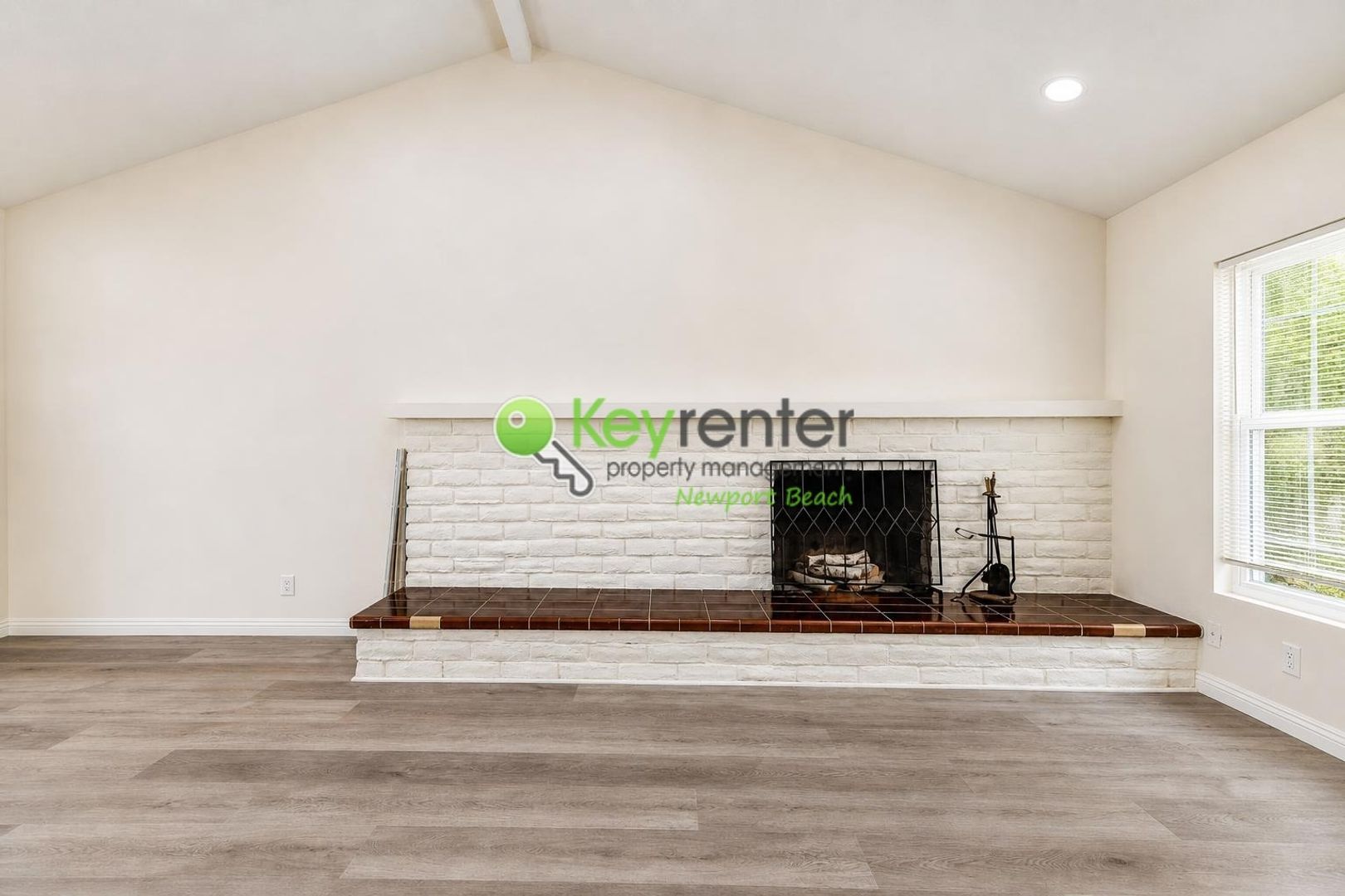 Bright & Beachy One-Bedroom Condo in San Clemente – Walk to Restaurants! 6 of 12