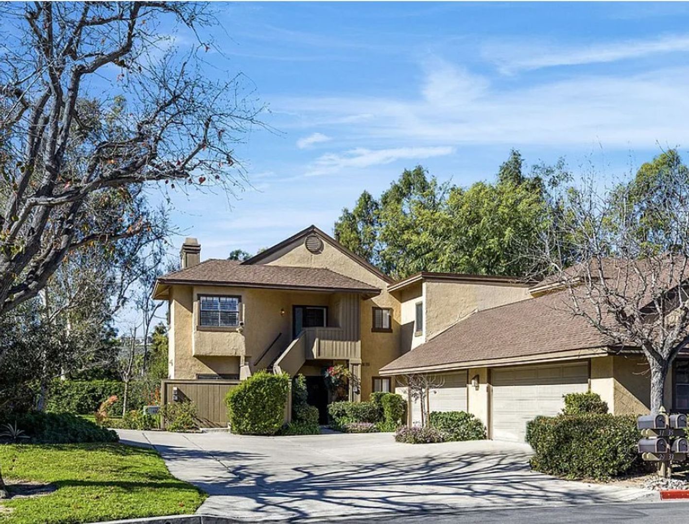 Irvine Condo: 35 Rainbow Ridge