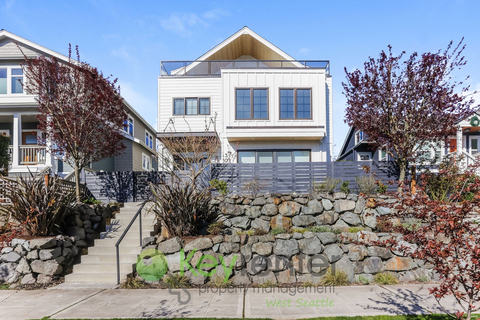 Seattle House: 3017 Belvidere Ave SW