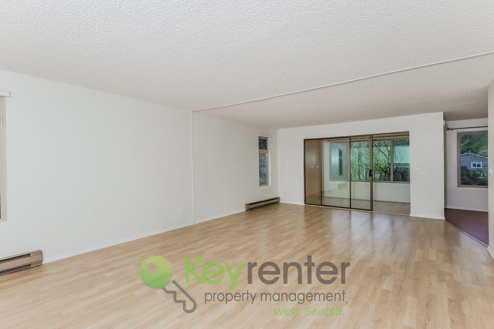 Seattle House: 2210 NE 92nd St APT 302