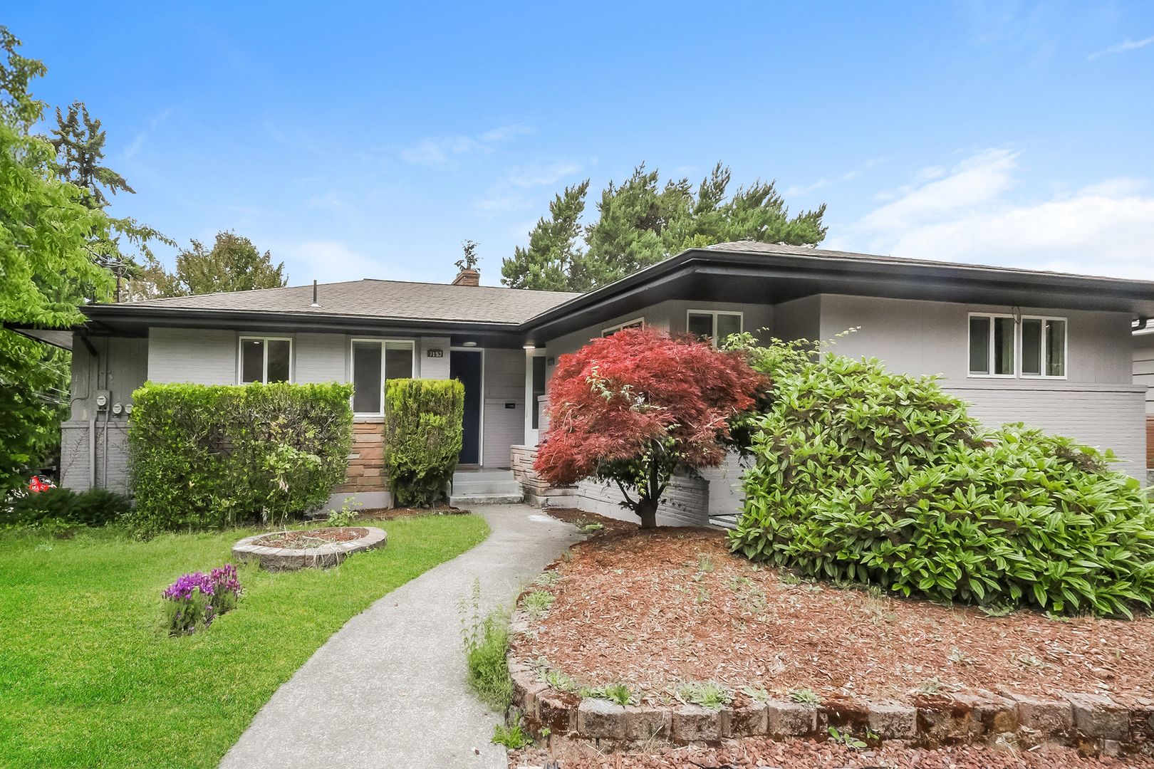 Seattle Apartment: 7151-7153 Fauntleroy Way SW