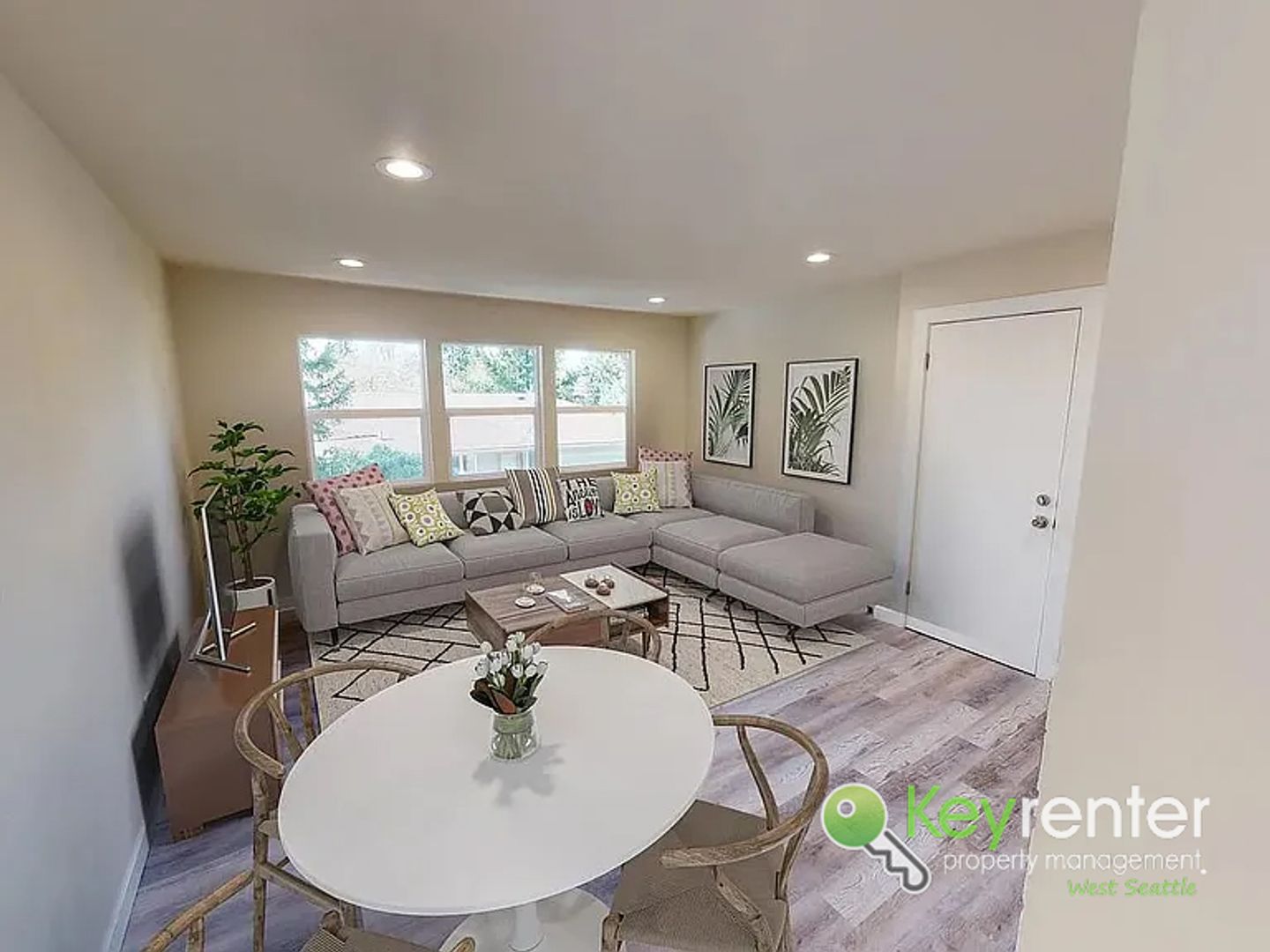 Seattle Apartment: 7151-7153 Fauntleroy Way SW