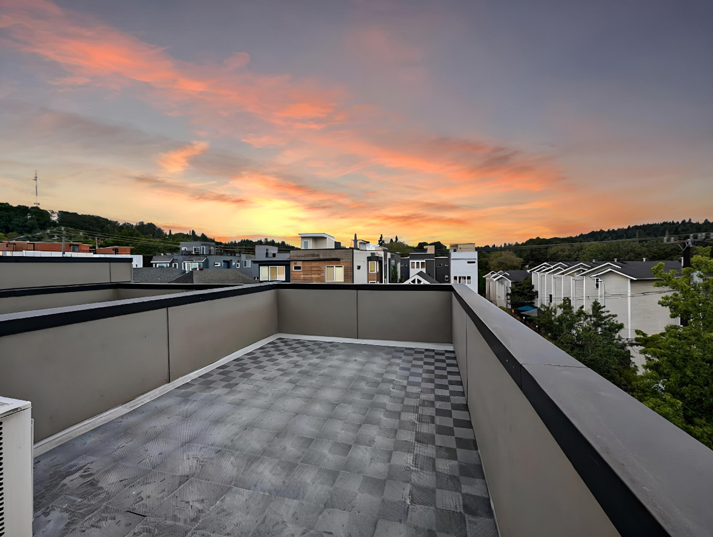 Seattle Townhome: 2622D SW Nevada St