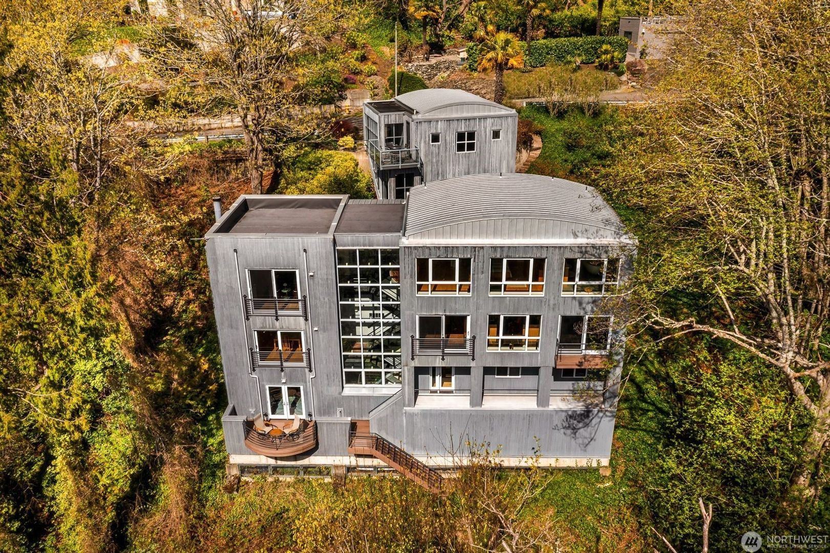 Seattle House: 10405 47th AVE SW