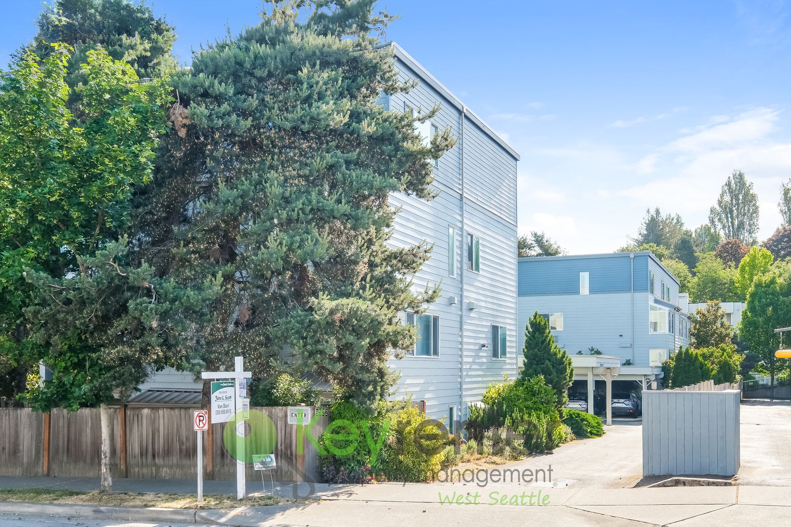 Seattle Condo: 9522 1st Ave NE Unit B-8