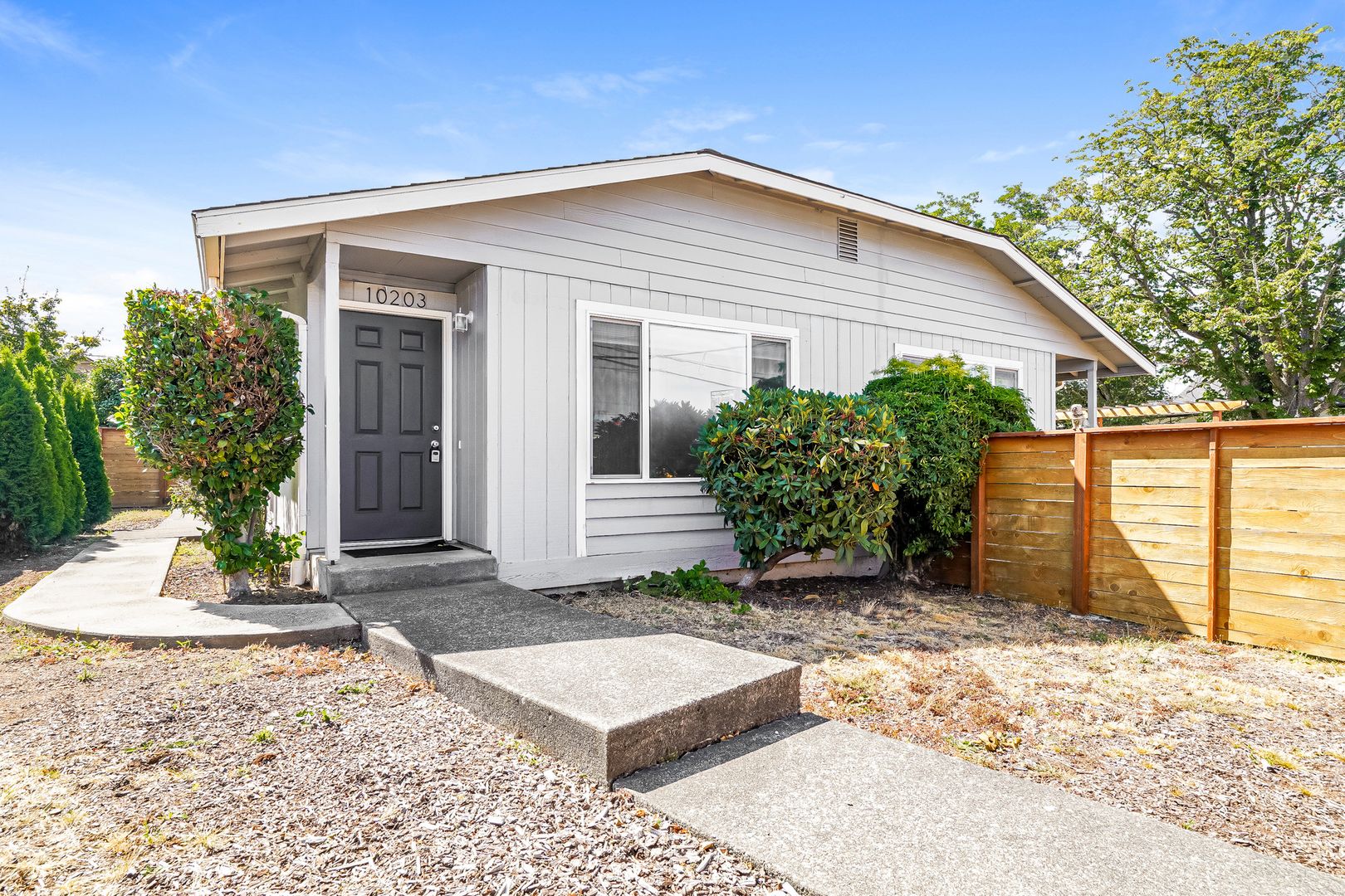 Seattle Apartment: 10201-10203 17th Ave SW