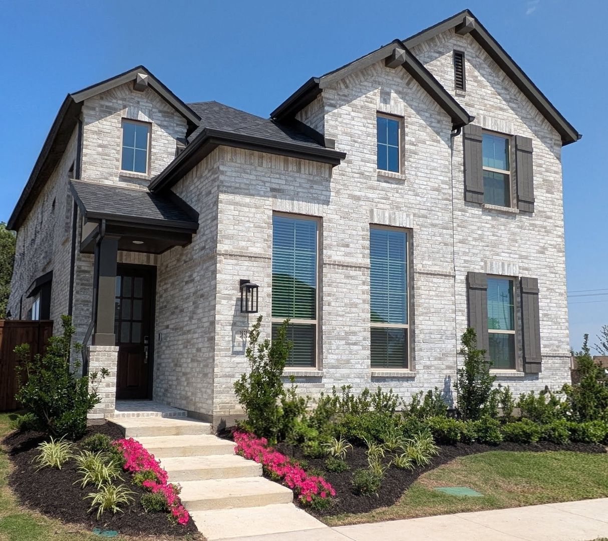 Celina House: 2852 Holland Court
