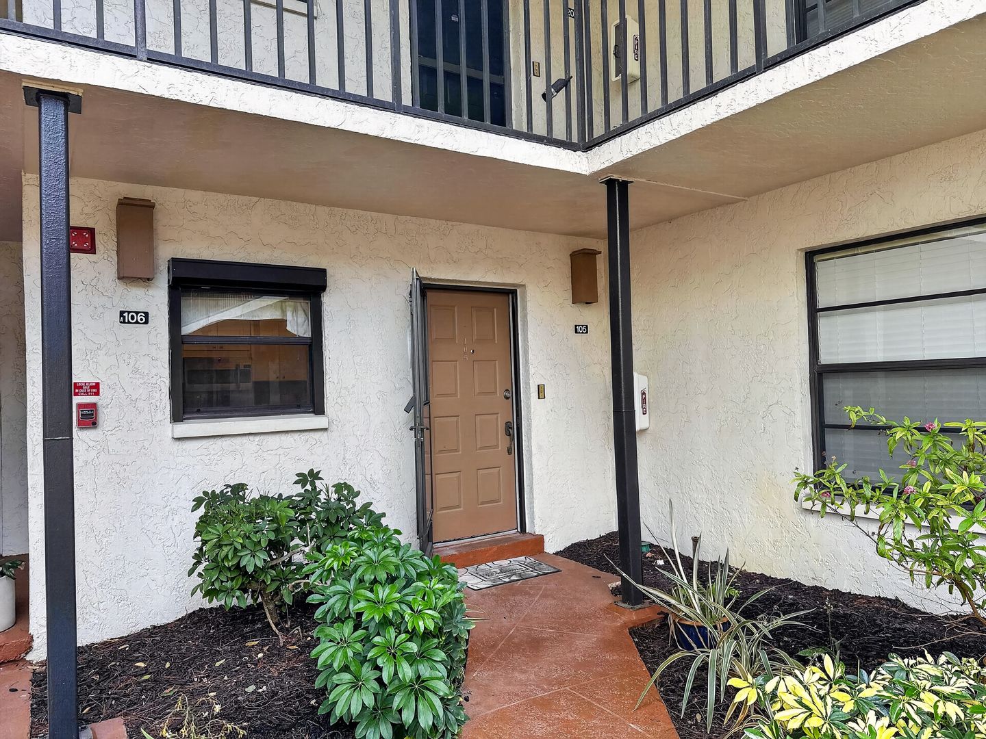 Naples Condo: 1701 Courtyard Way