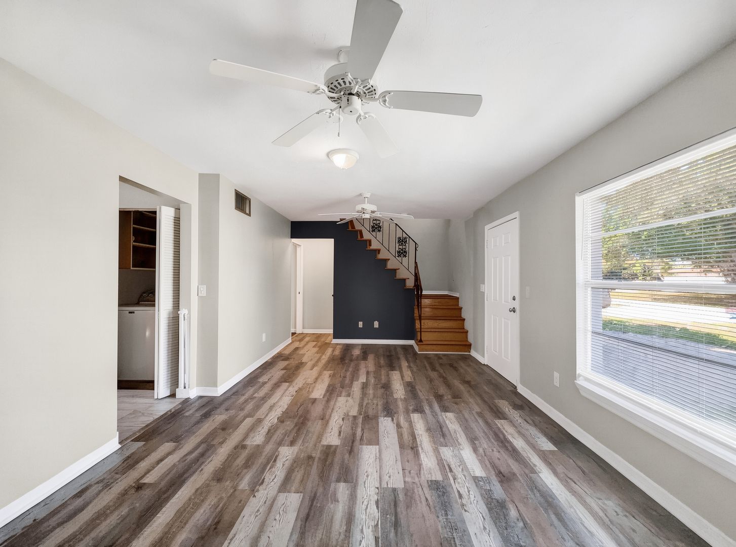 Bonita Springs Apartment: 27673 Los Amigos Ln