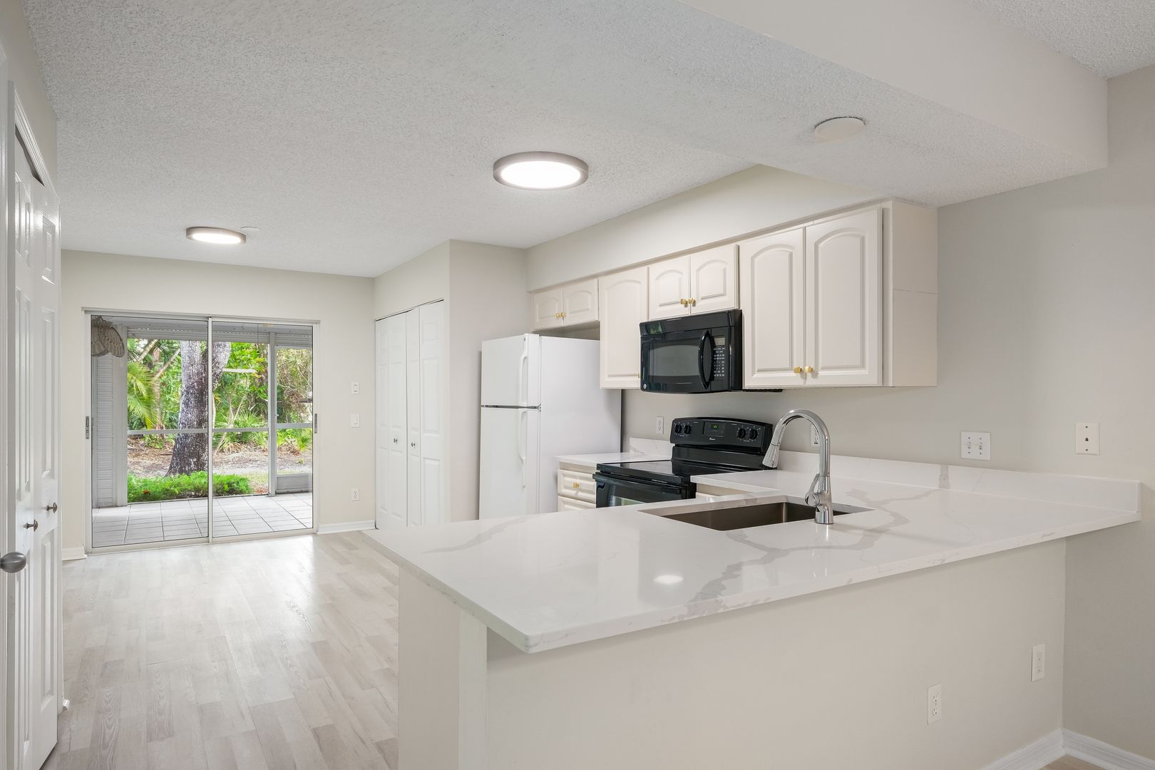 Bonita Springs Condo: 3930 Leeward Passage Ct
