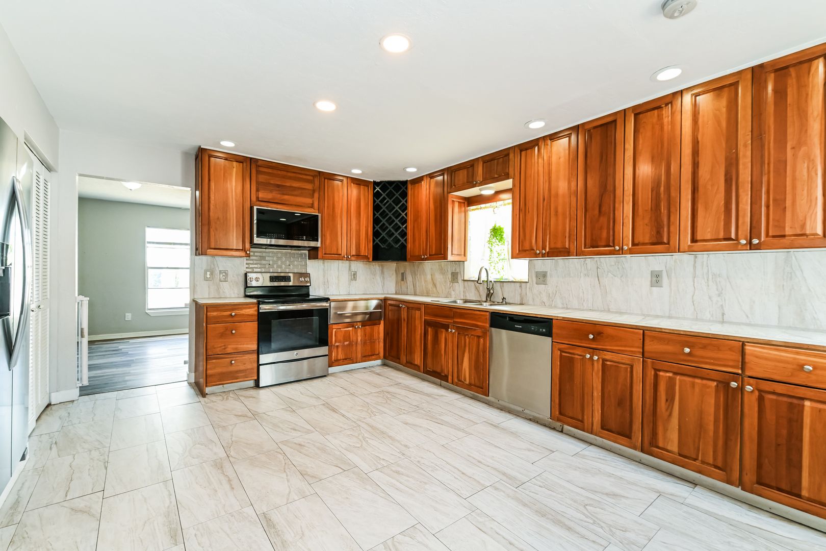 Bonita Springs Apartment: 27673 Los Amigos Ln