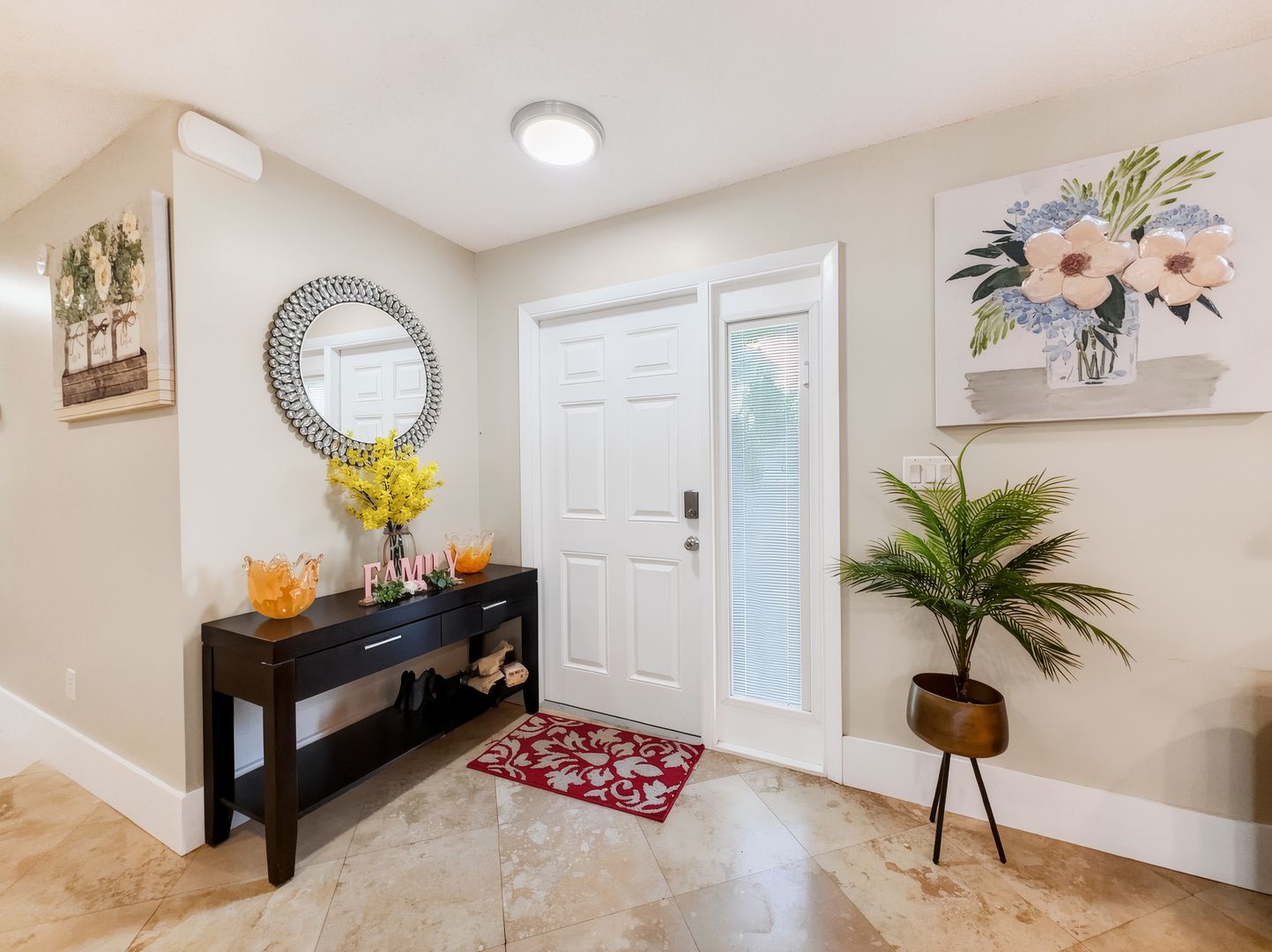 Naples House: 698 107TH Ave N