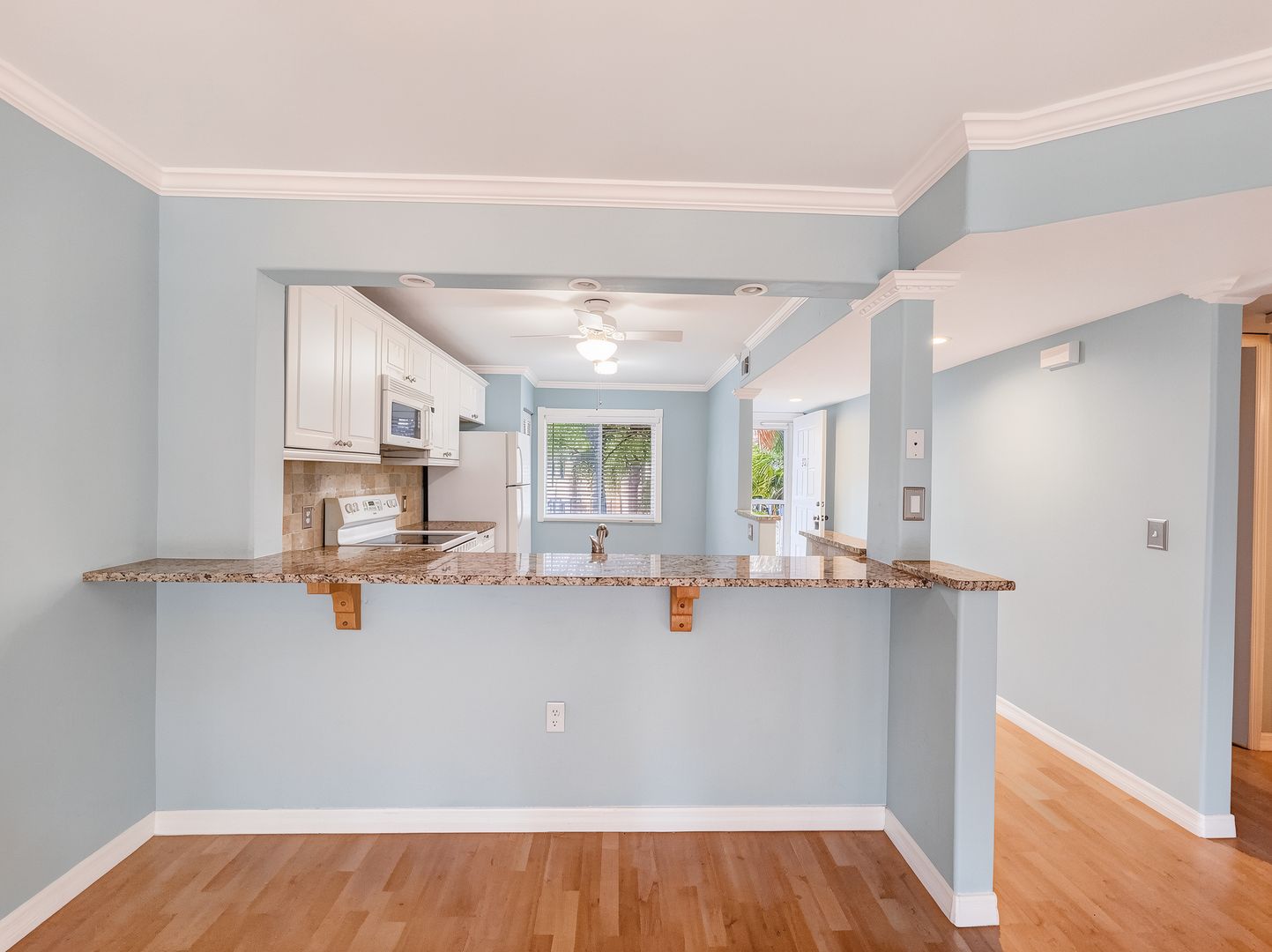 Naples Condo: 3041 Sandpiper Bay Cir