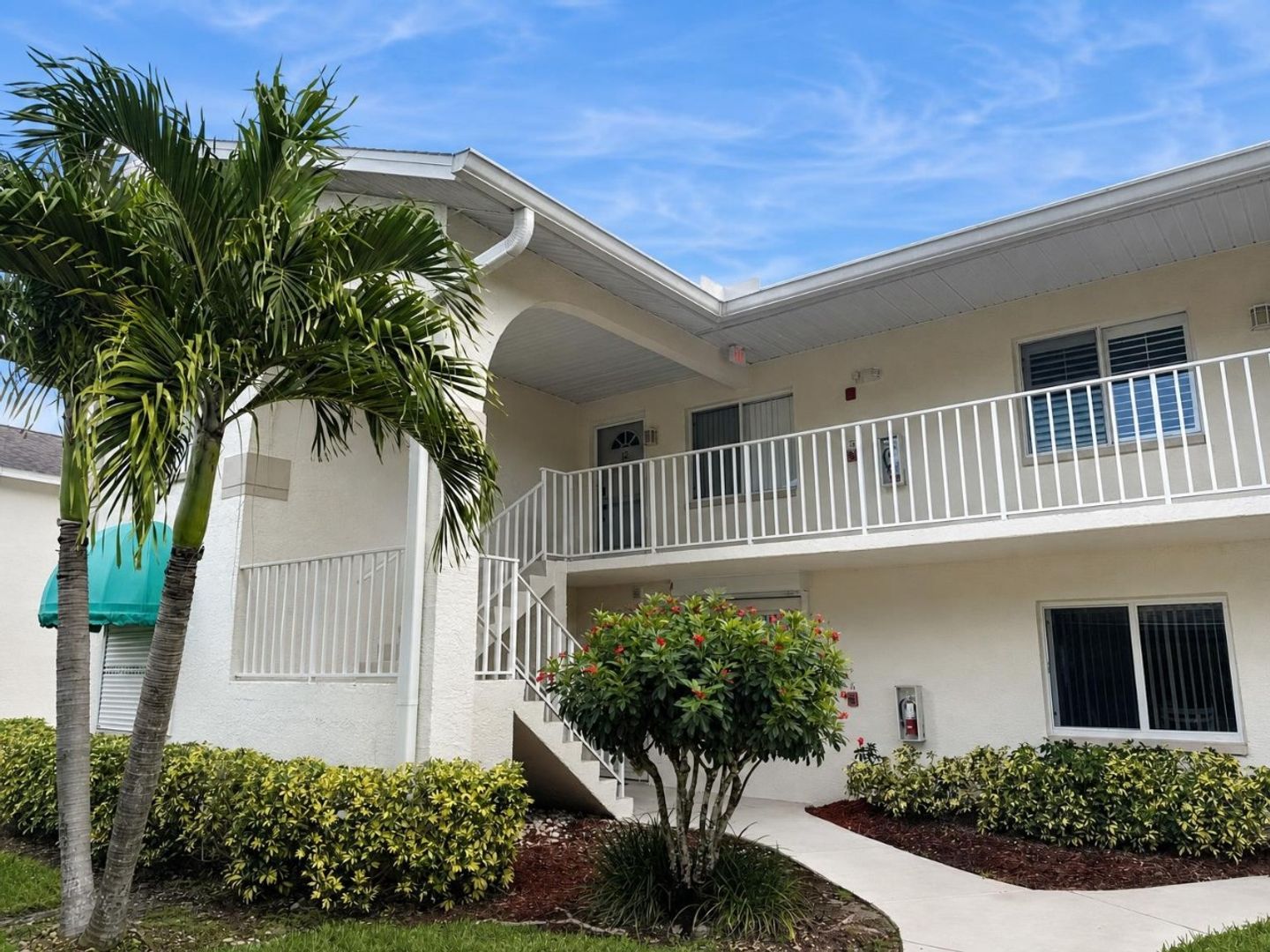 Naples Condo: 388 Belina Dr