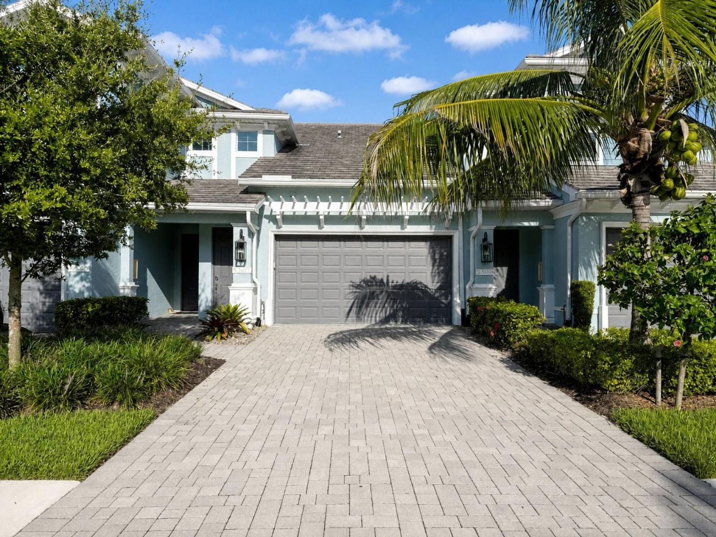 Naples Townhome: 2549 Seychelles Dr