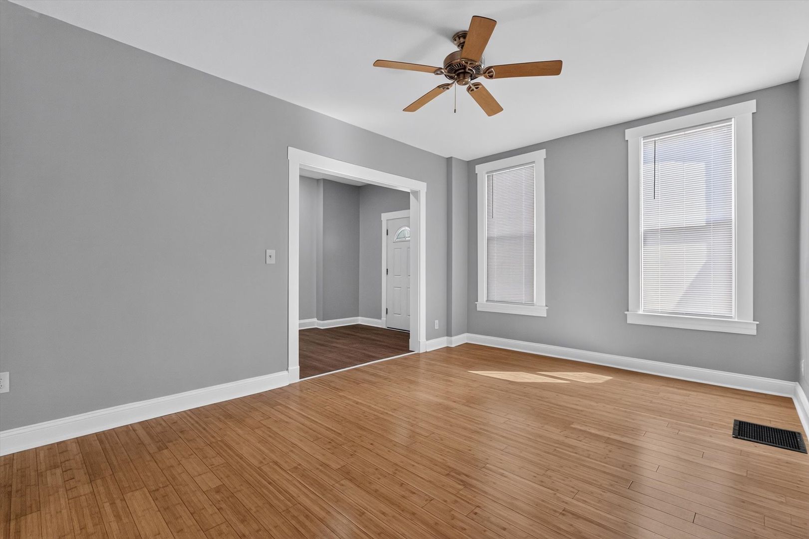 5338 Winner Ave 8 of 12