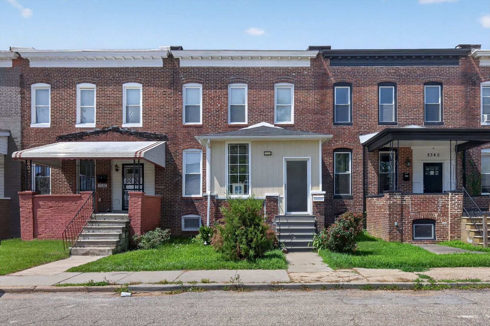 5338 Winner Ave 2 of 12