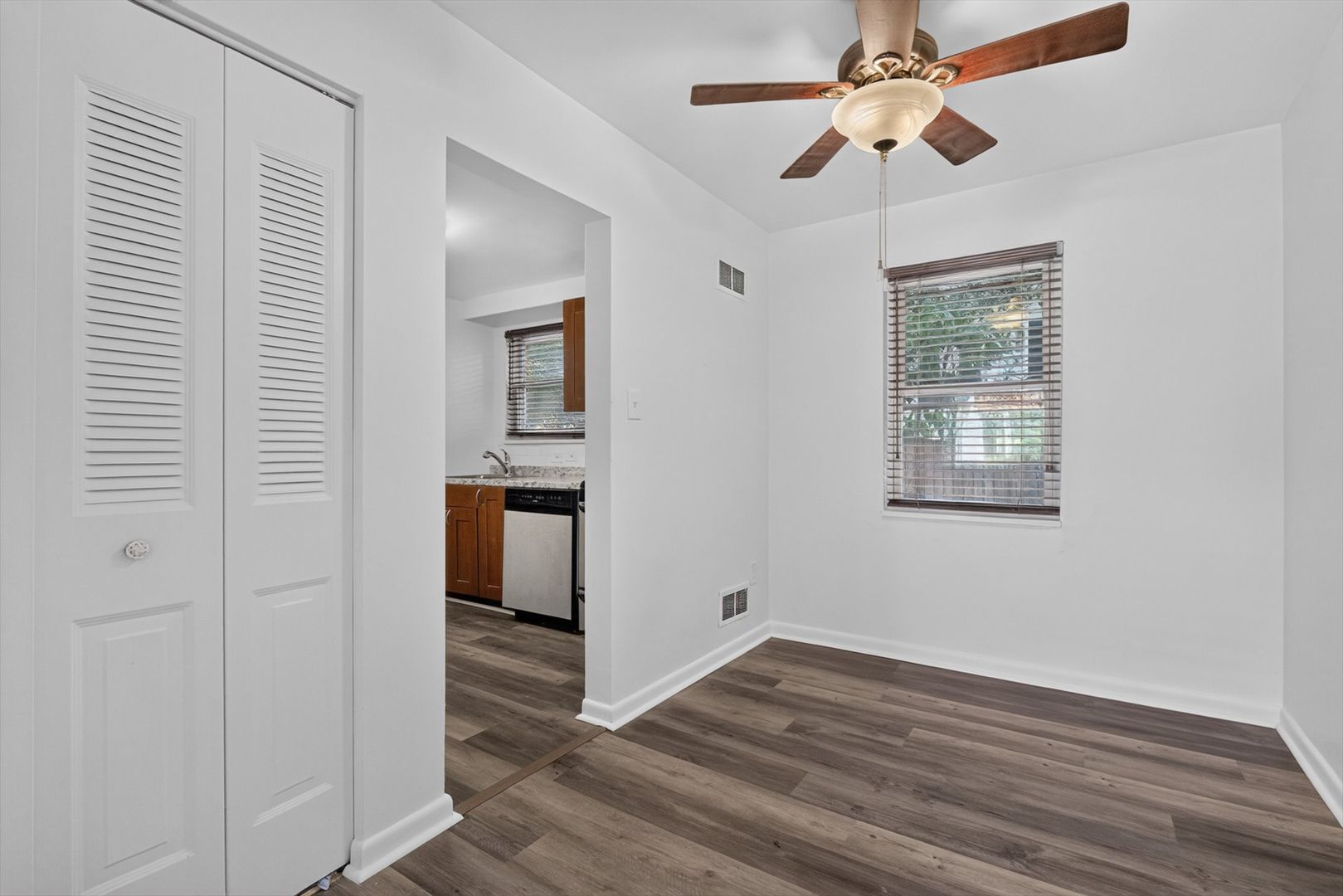 410 MAIN St unit 410-4 10 of 12