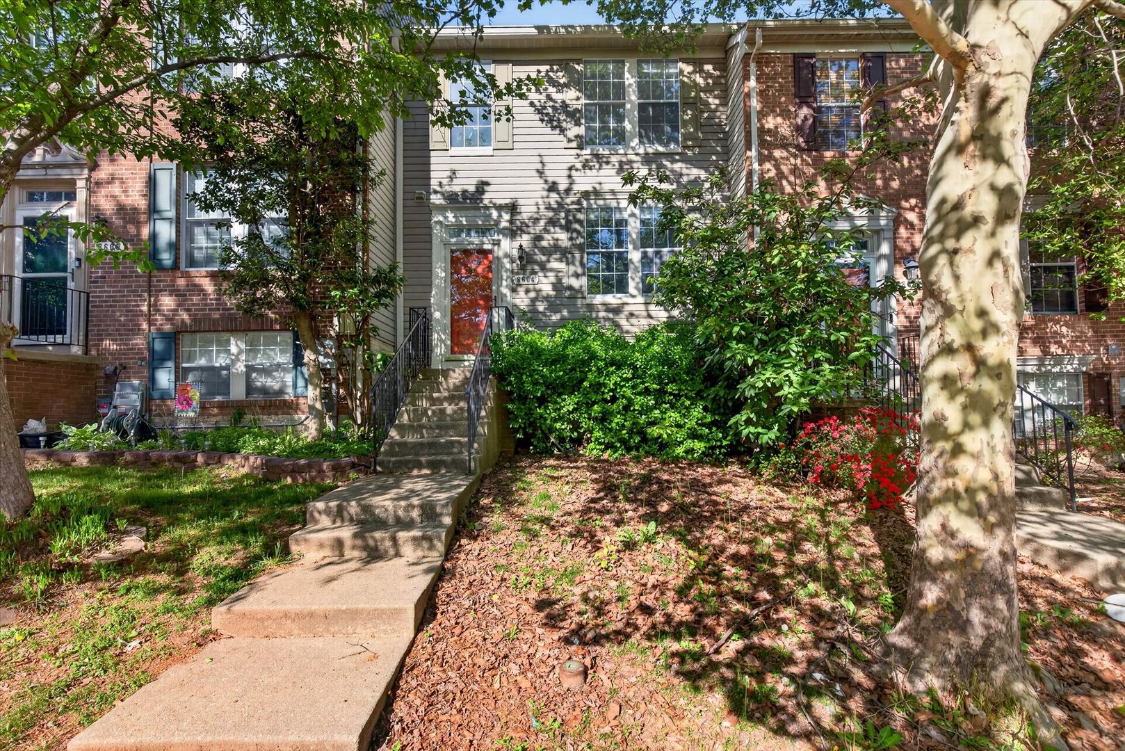 laurel Townhome: 8604 Fire Rock Rd