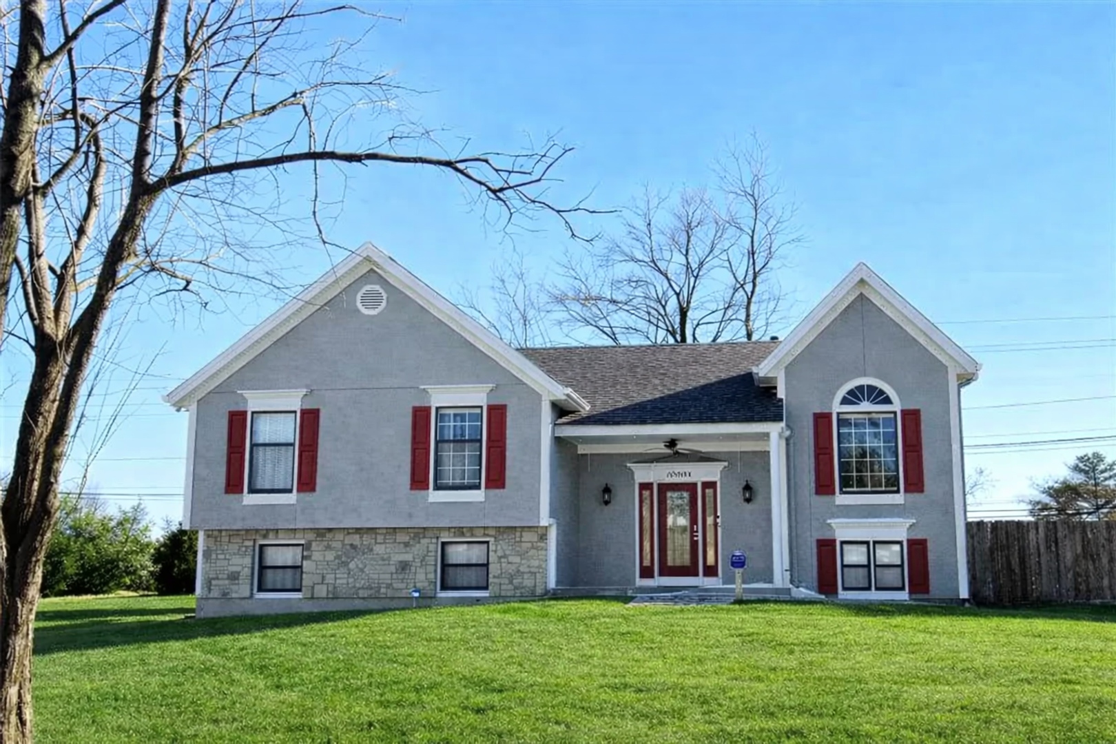 Lenexa House: 14509 W 94th Terrace