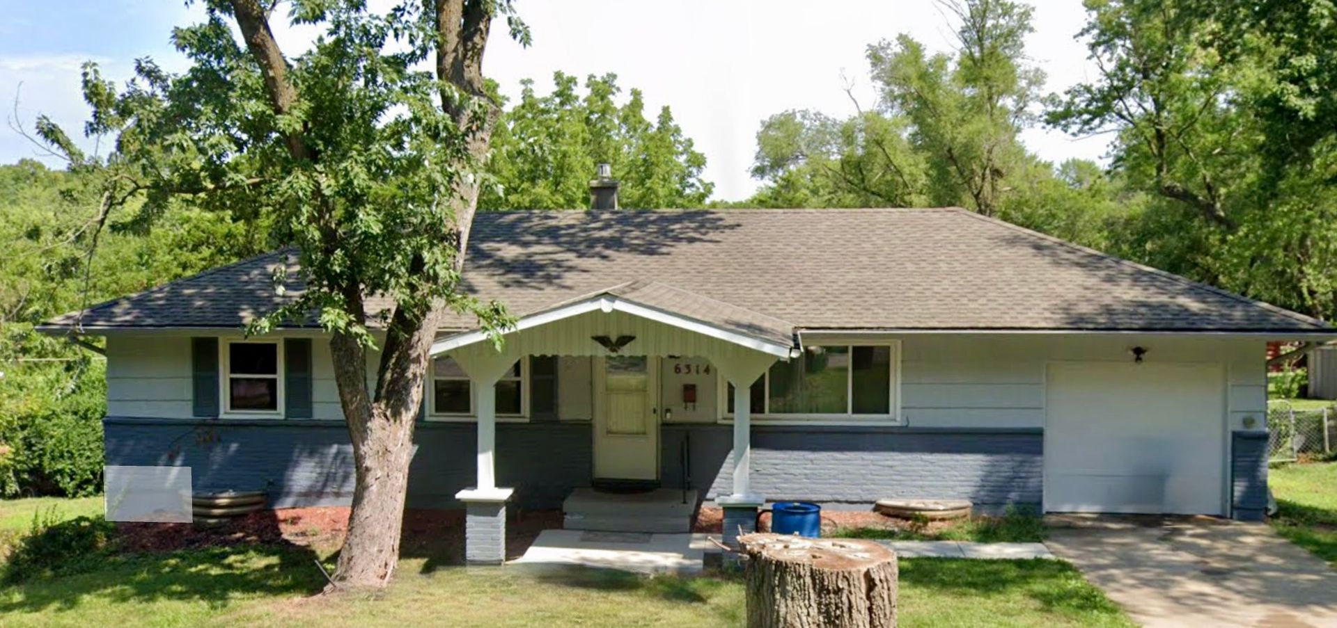 Kansas City House: 6314 E 103rd Street