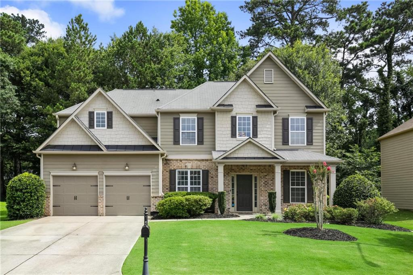 Marietta House: 611 Crosswinds Cir