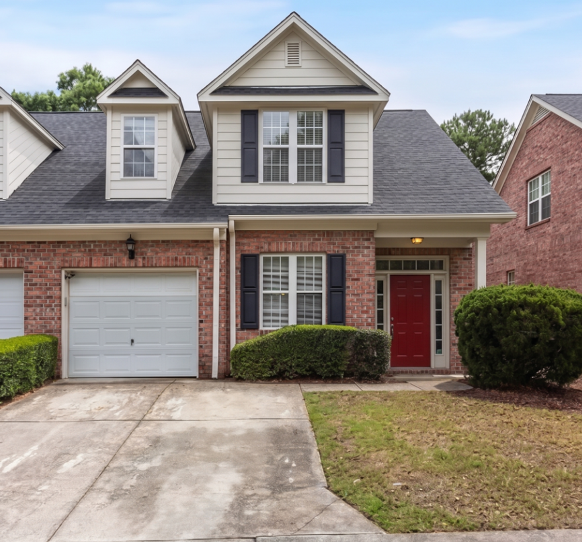 Wilmington House: 5006 Carleton Dr Unit 135