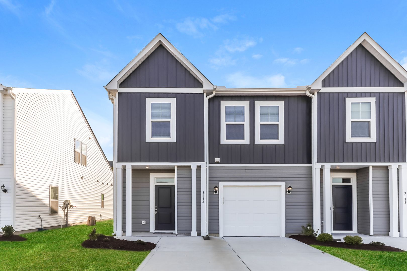 Ocean Isle Beach Townhome: 313 Parkington Lane