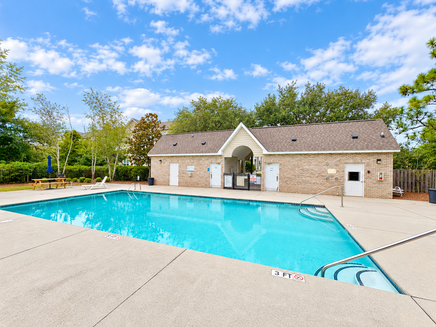 Pool at 618 Condo Club Drive