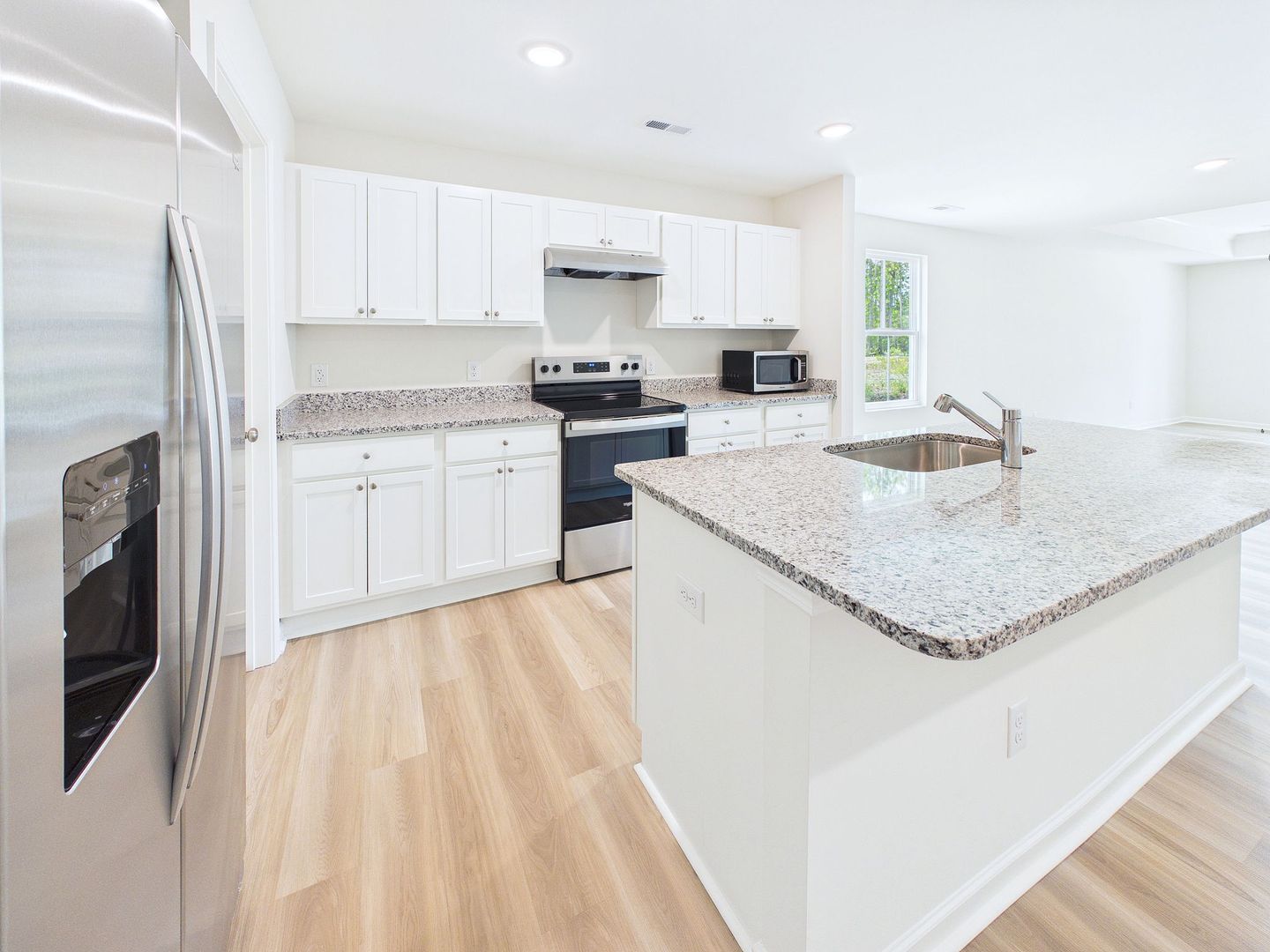 860 Plymouth Rd 9 of 12