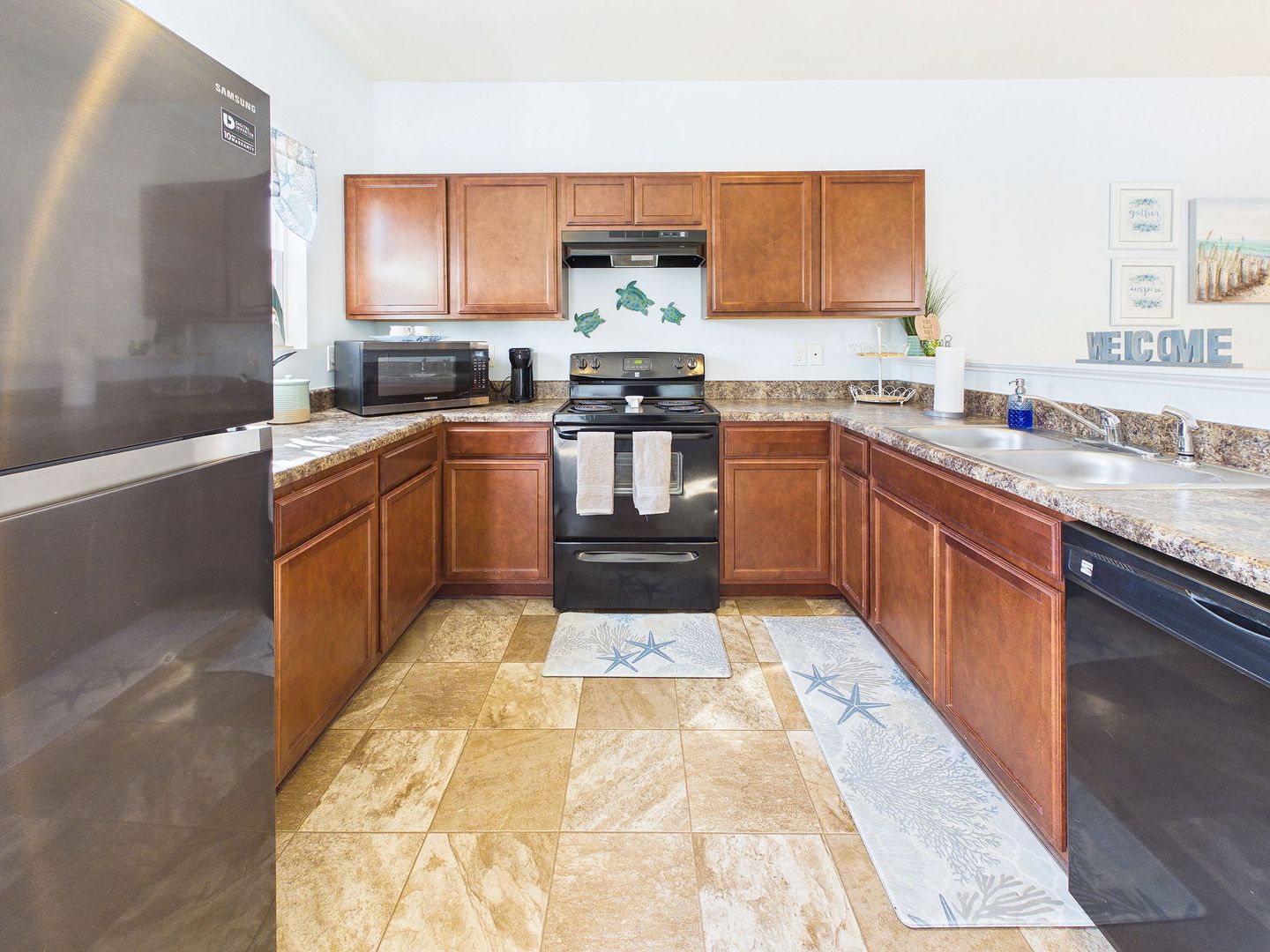 703 Elton Ave 9 of 12