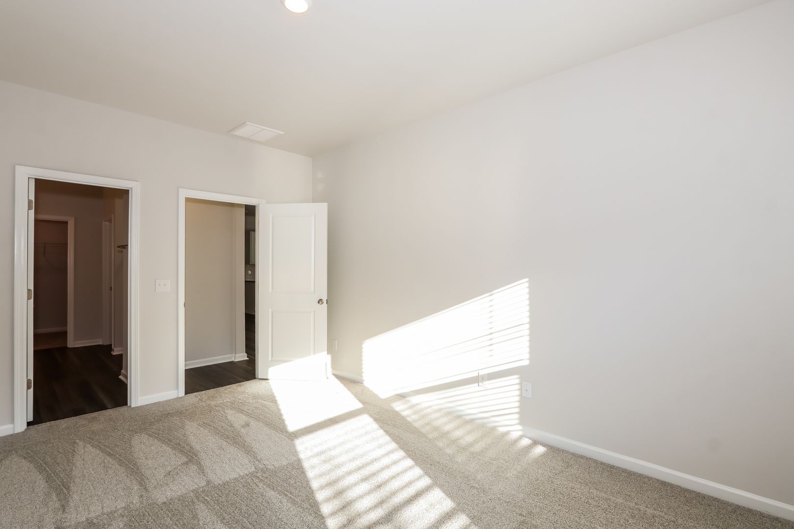 313 Unit A Parkington Lane 7 of 12