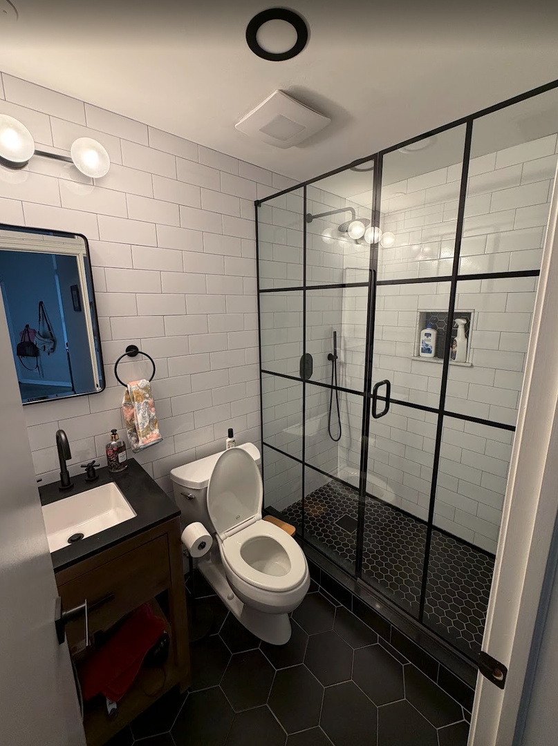 17 N Loomis St 12 of 12