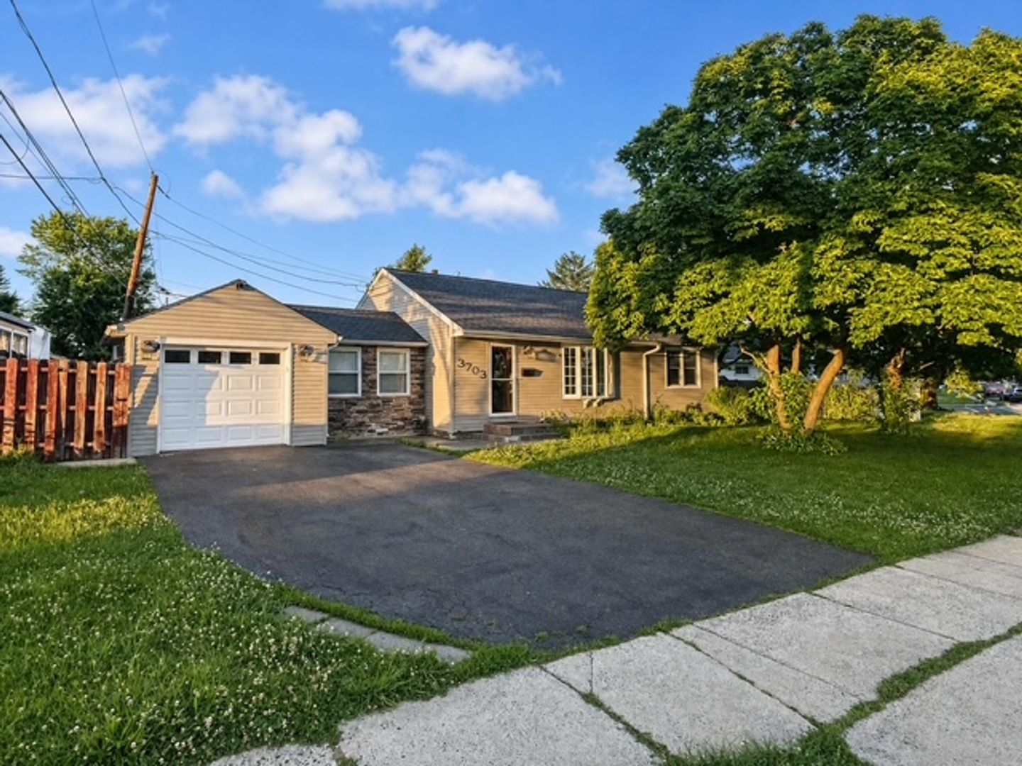 Brookhaven House: 3703 Mt. Vernon Ave