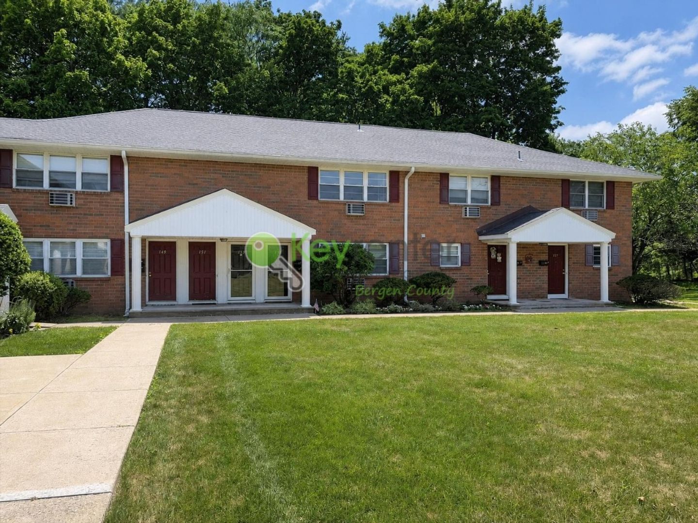 Park Ridge Condo: 153 N Maple Ave