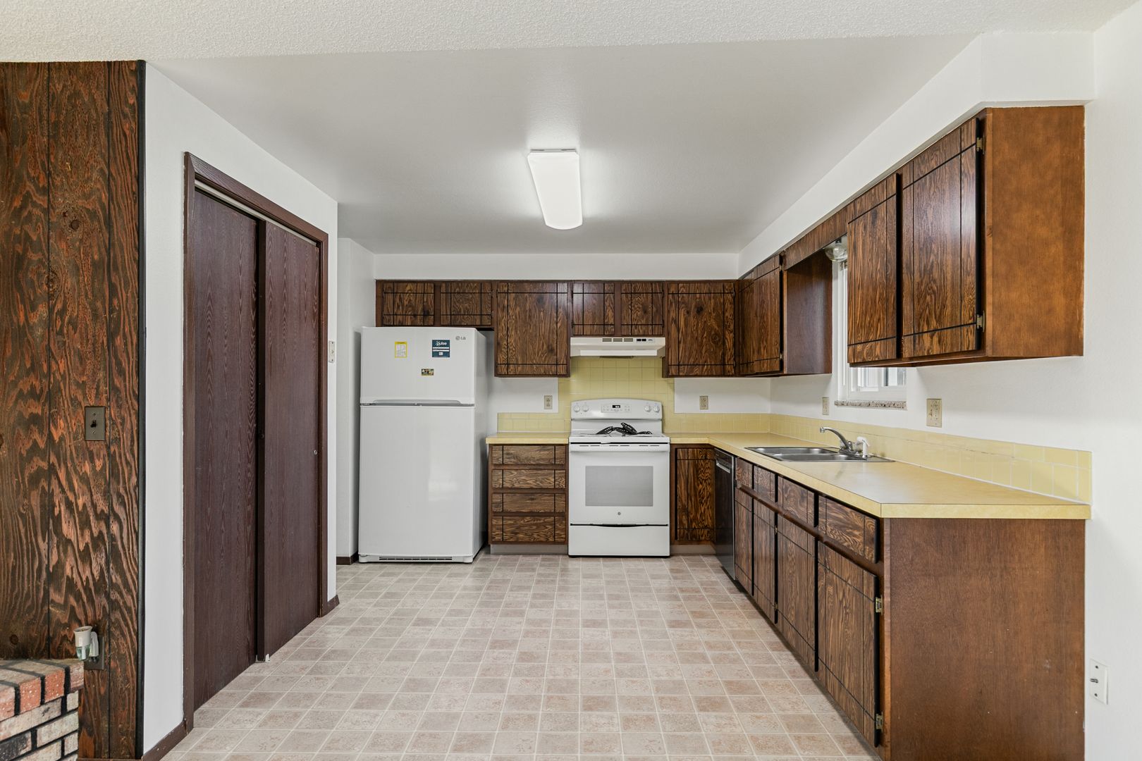 1417 Fleta Ct 7 of 8